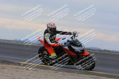 media/Jan-14-2023-SoCal Trackdays (Sat) [[497694156f]]/Turn 11 Inside (950am)/